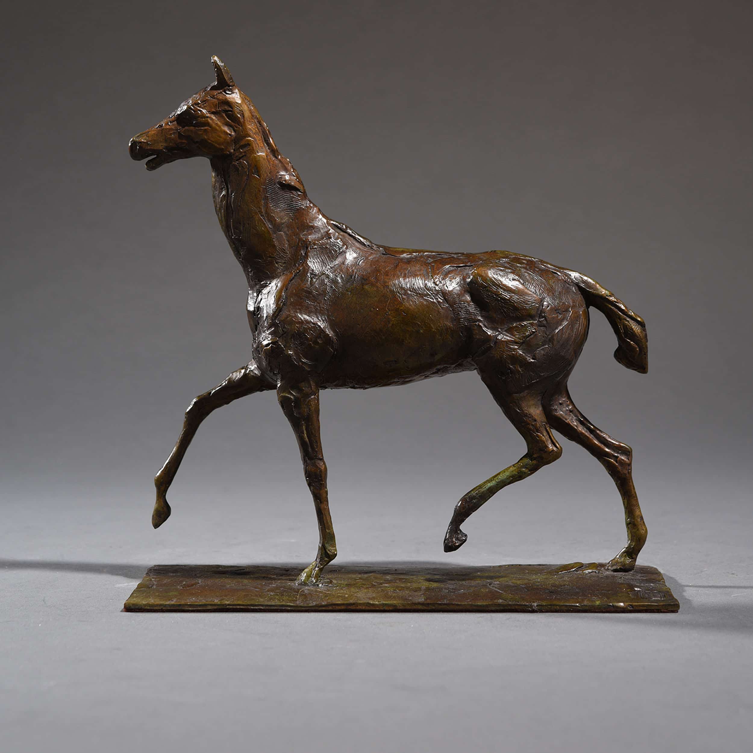 Шагающая лошадь. Скульптура лошади. Скульптура Франция бронза. Бронза, лошади, искусство.