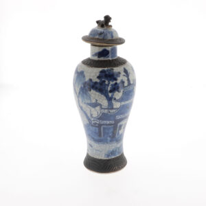 VASE EN PORCELAINE BLANCHE CRAQUELÉE