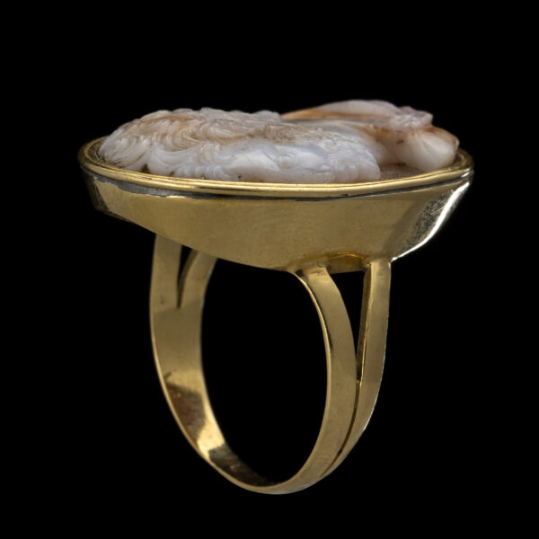 *BAGUE – Image 2