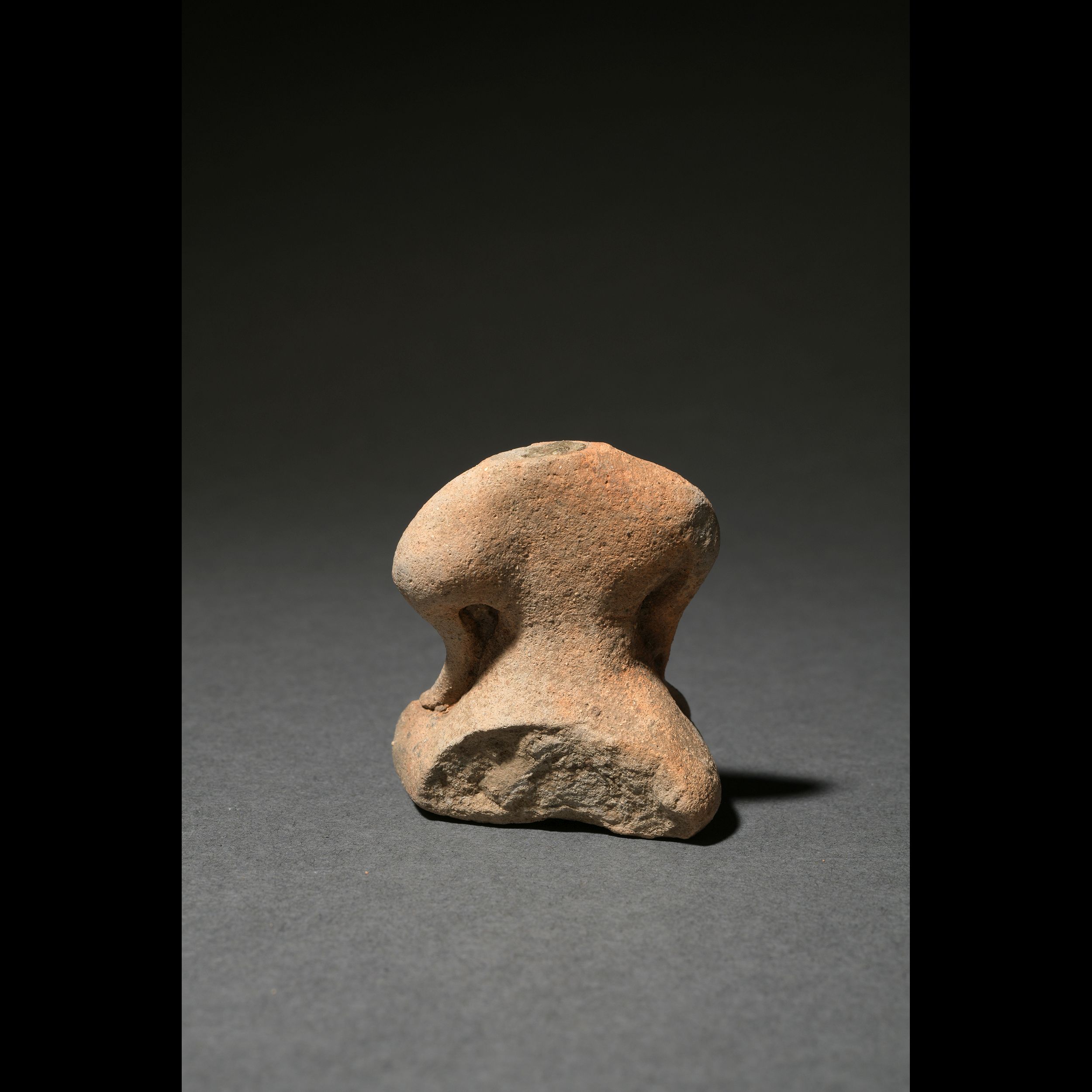 STATUETTE FEMININE ACEPHALE – Image 2
